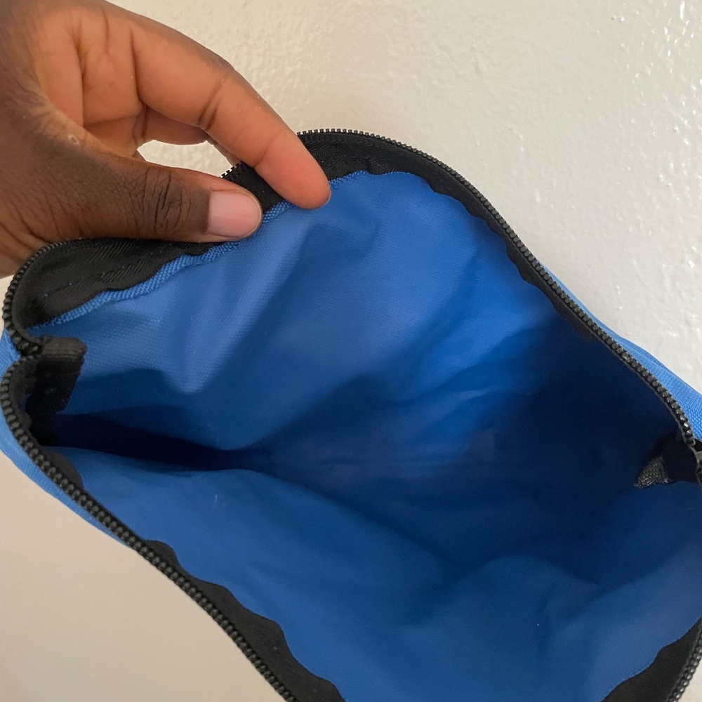 Essential Backpack - Picture 8 of 8